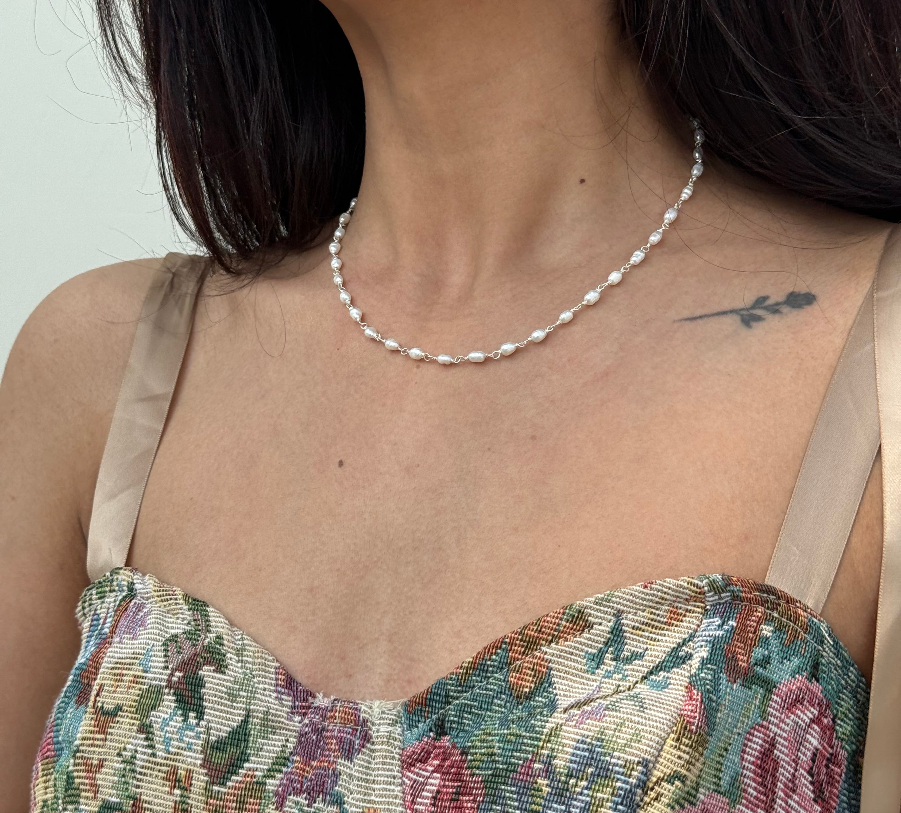Pearl choker