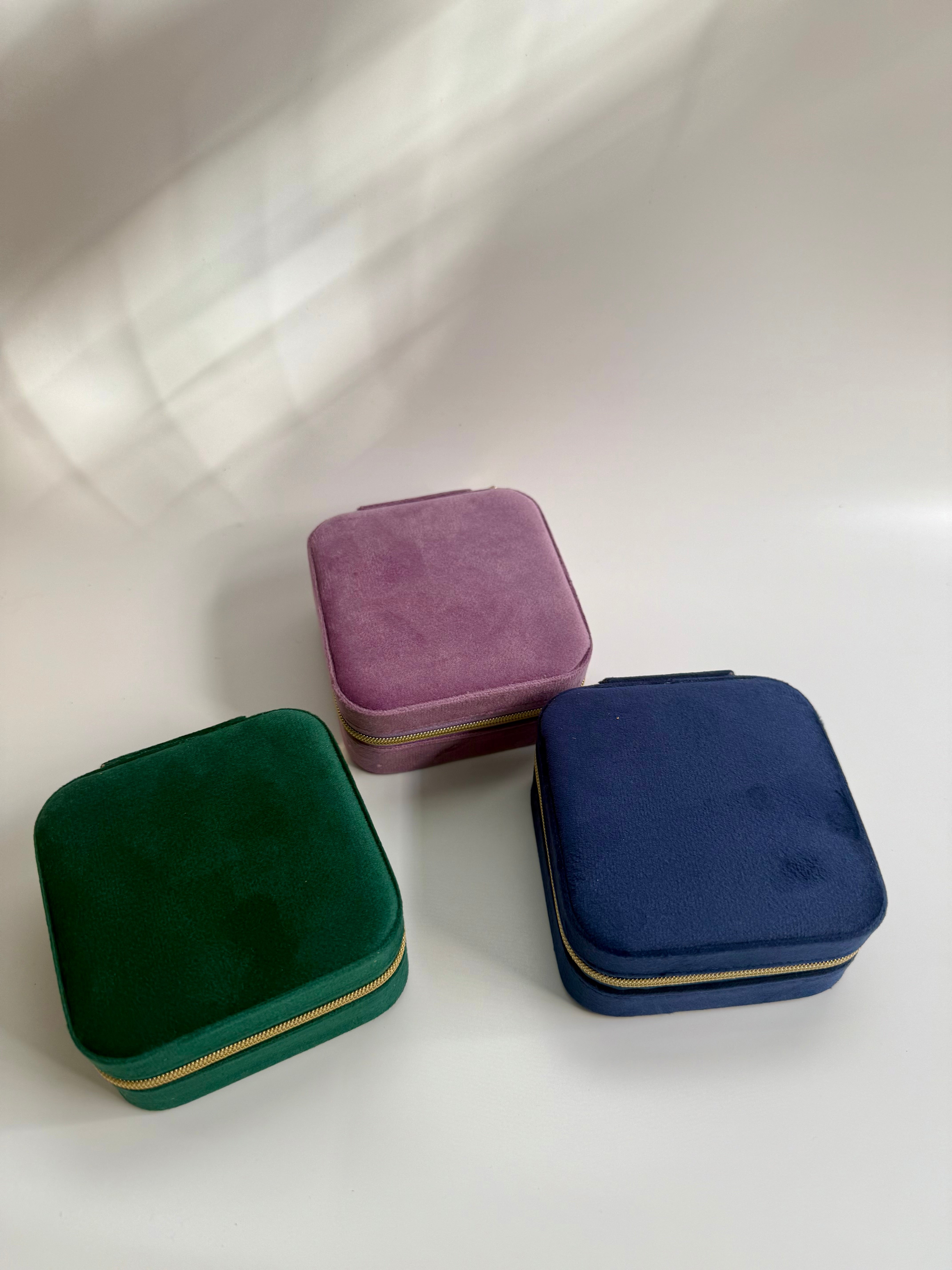 Velvet jewellery box