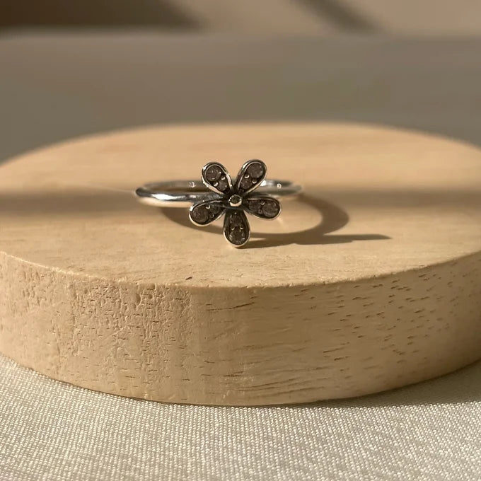 Flower ring