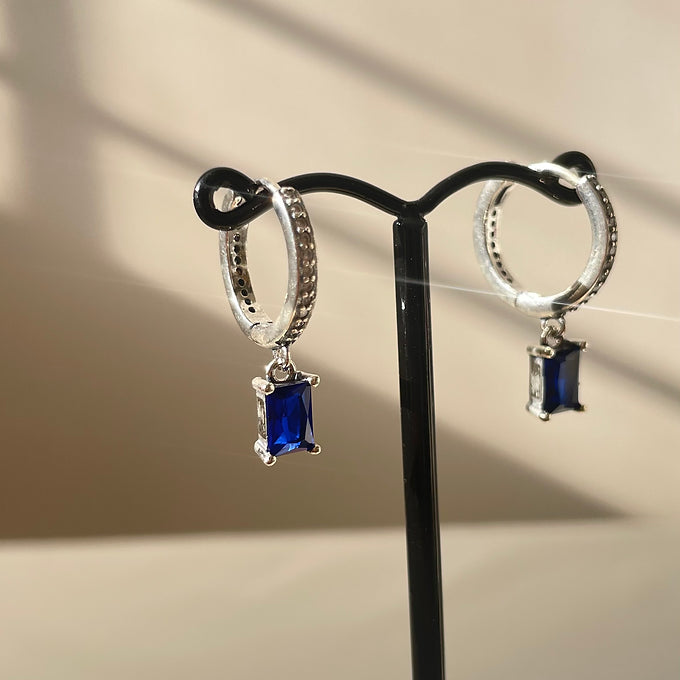 Divine hoops