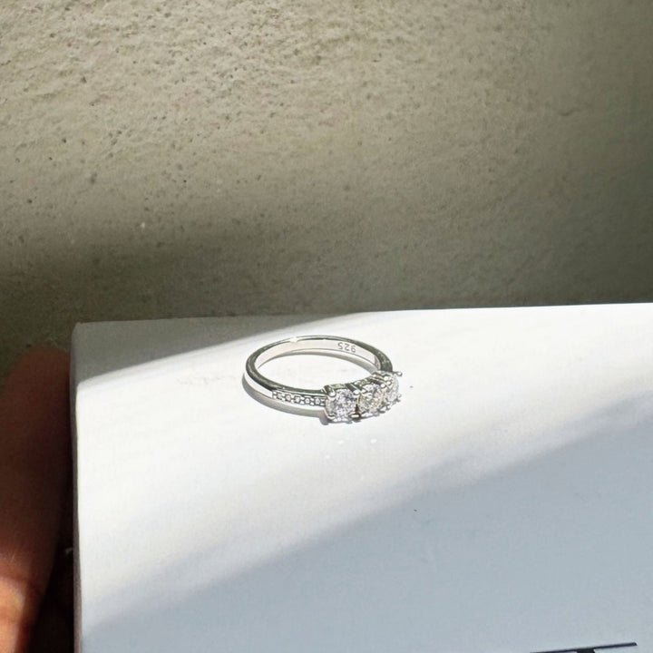 Maris Ring