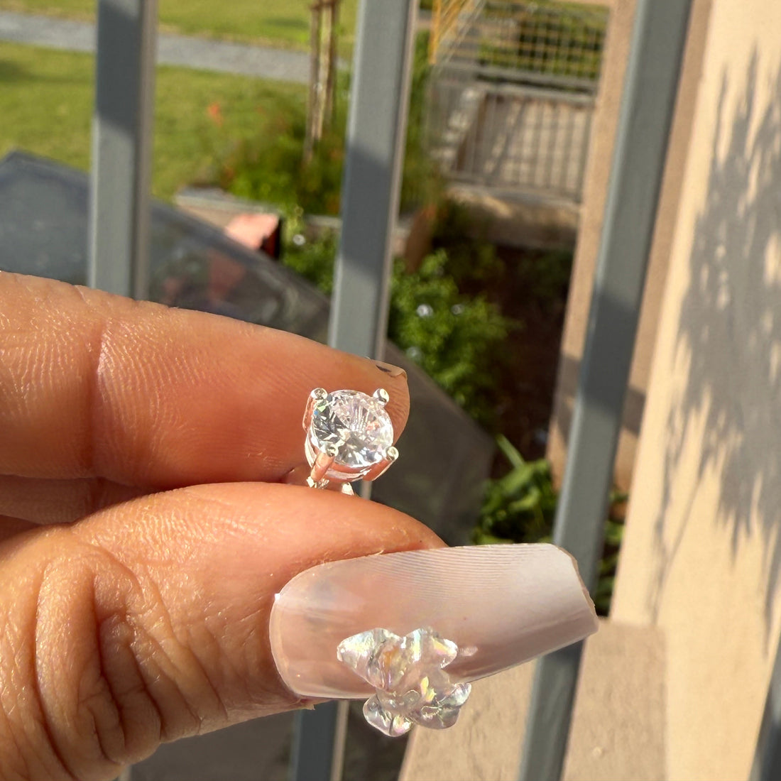 8mm zircon studs