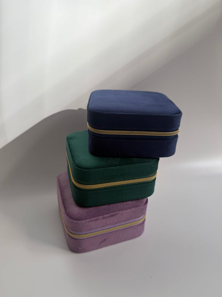 Velvet jewellery box