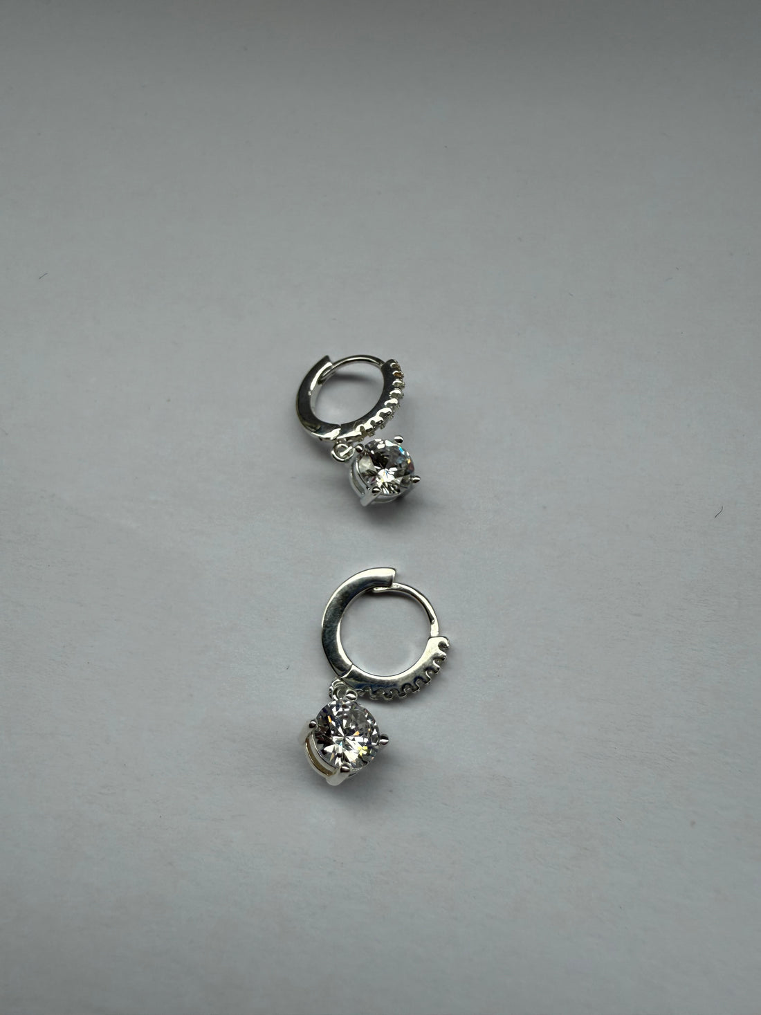Aura hoops