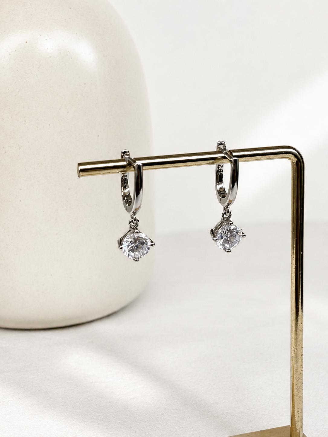 Aura hoops