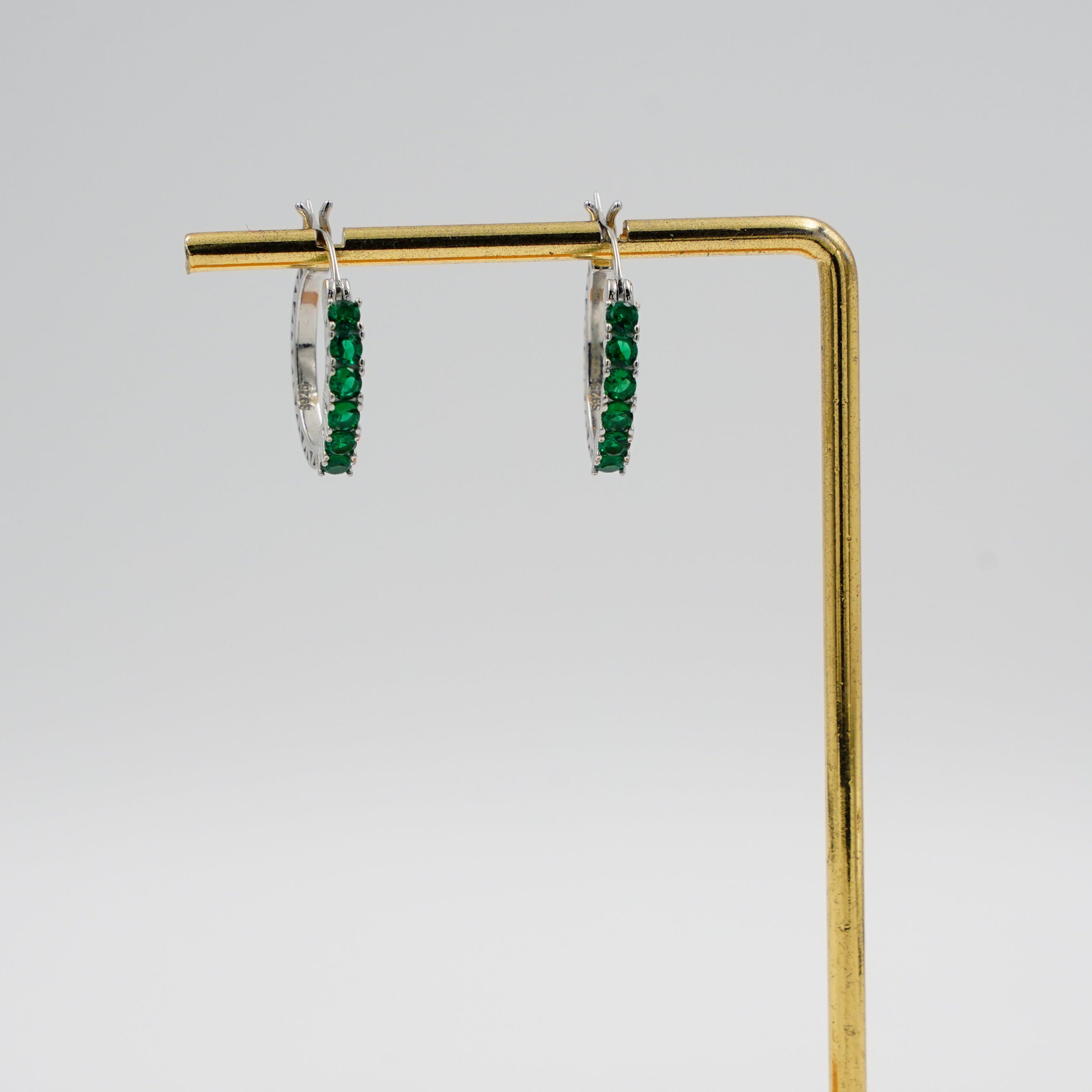 Kiara hoops