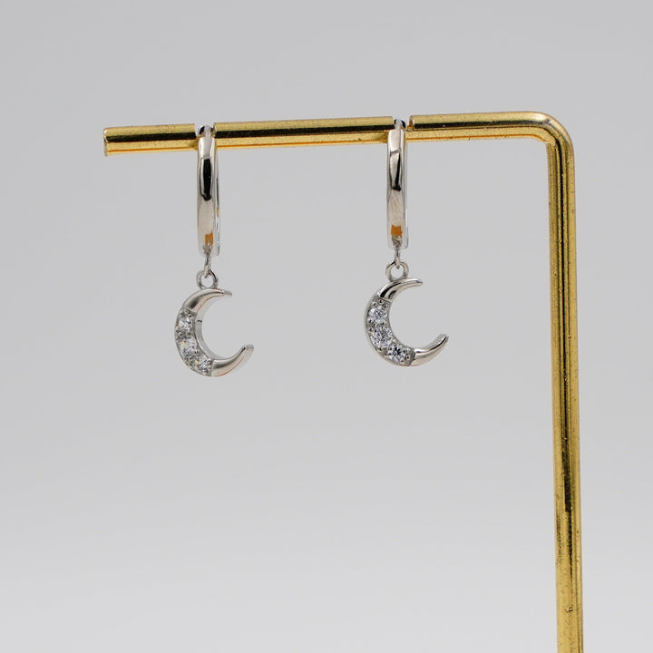 Cz moon hoops