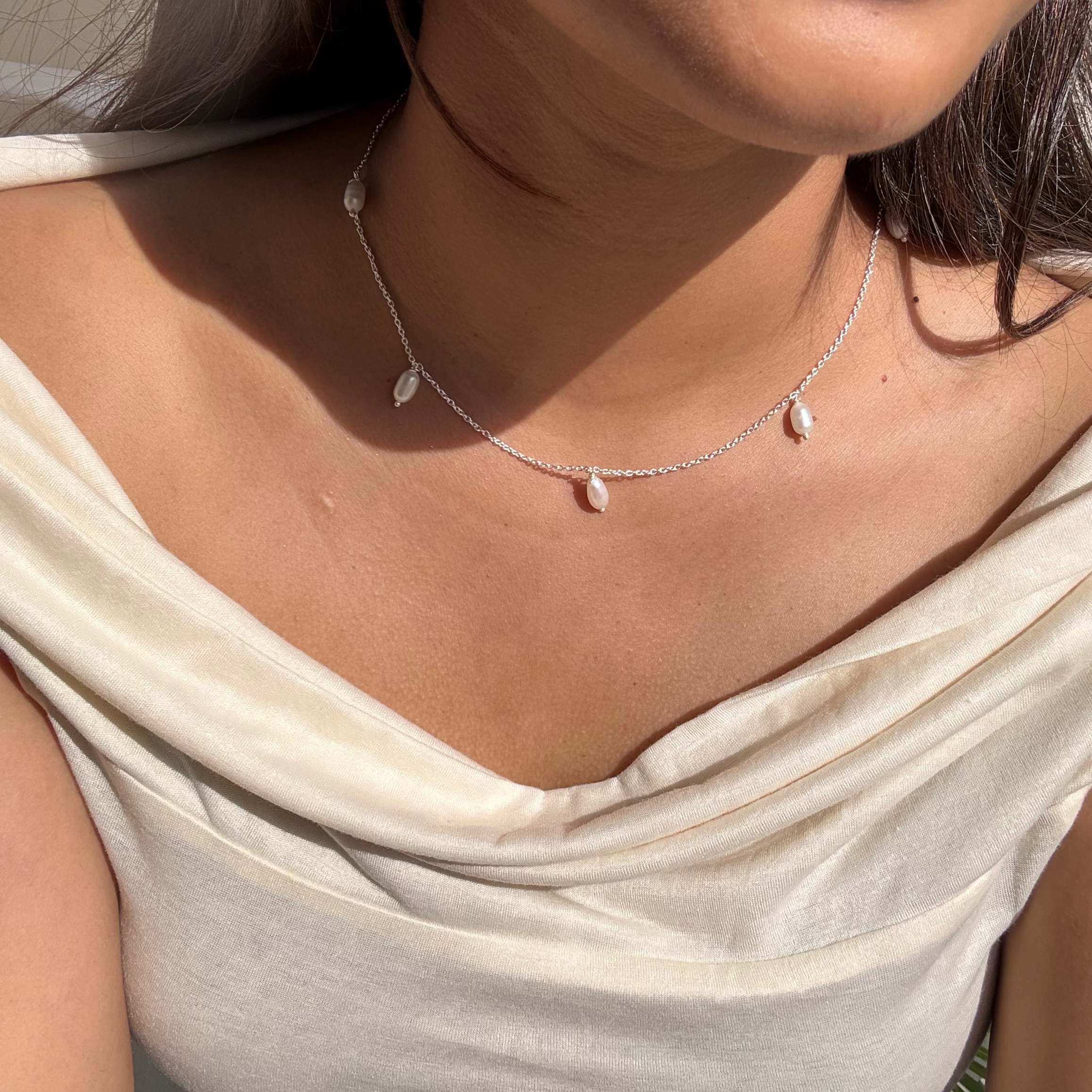 Pearl drop choker