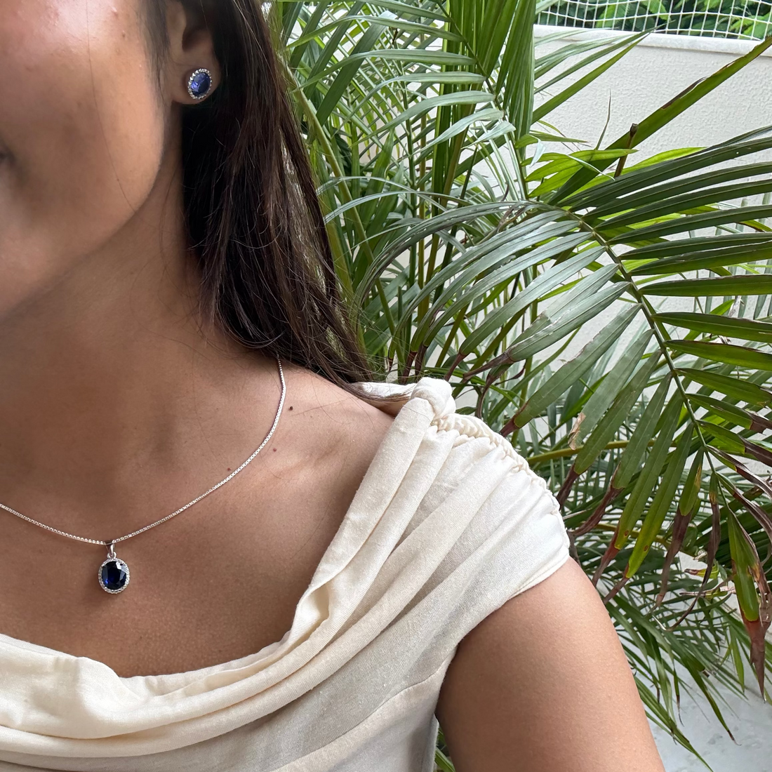 Zerina locket