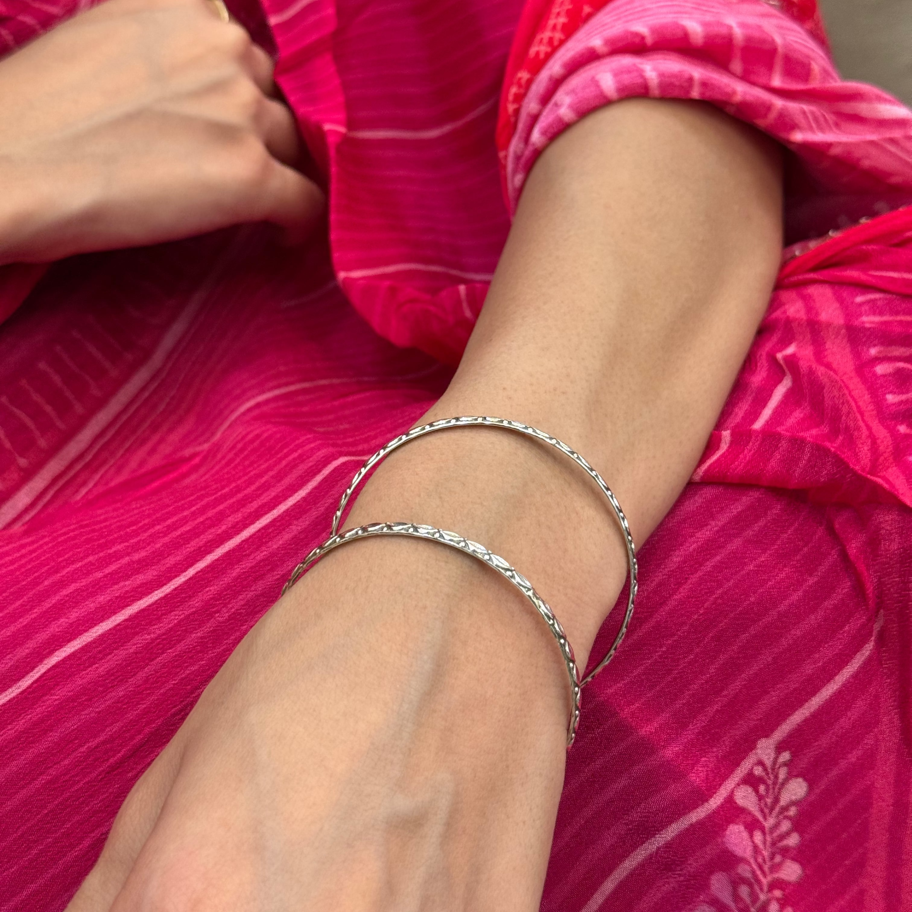 Pair of 2 Sana Bangles