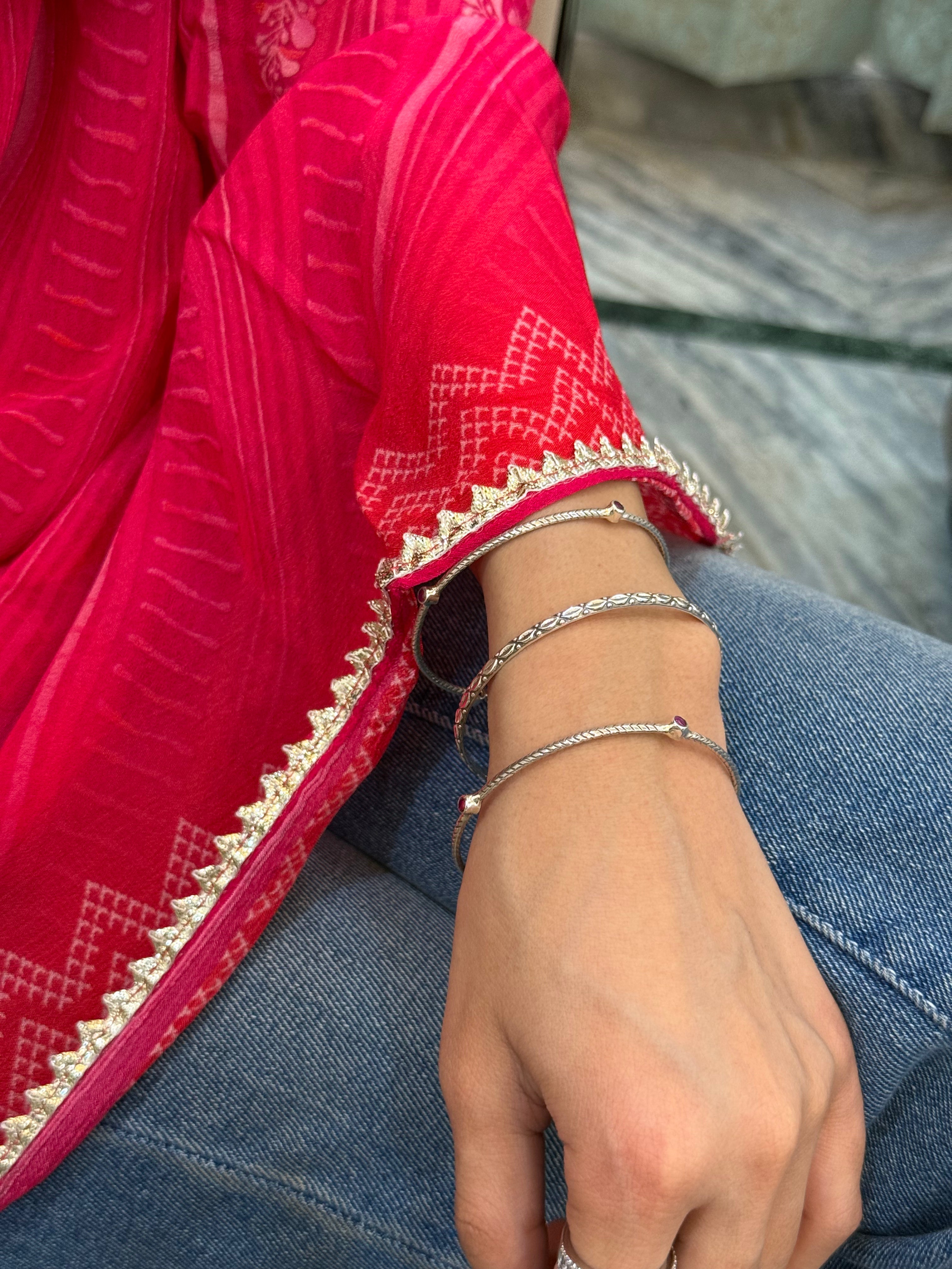 Pair of 2 Sana Bangles