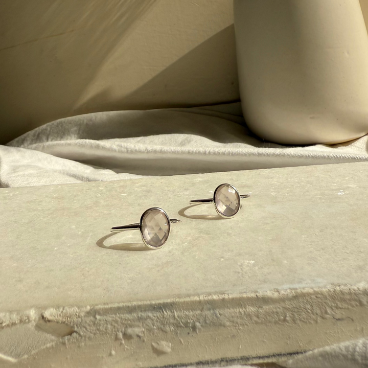 Rose quartz ring