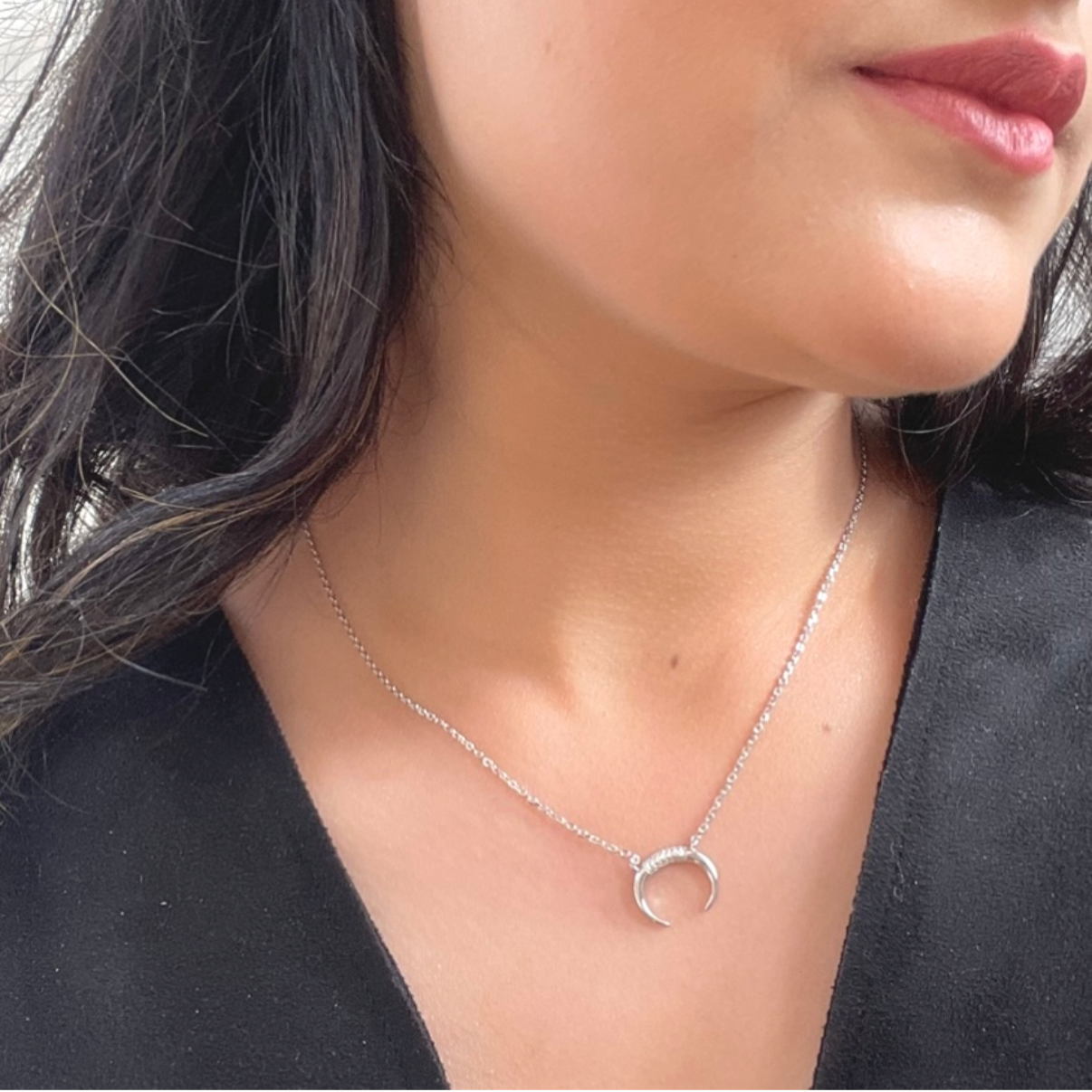 Horn crescent necklace