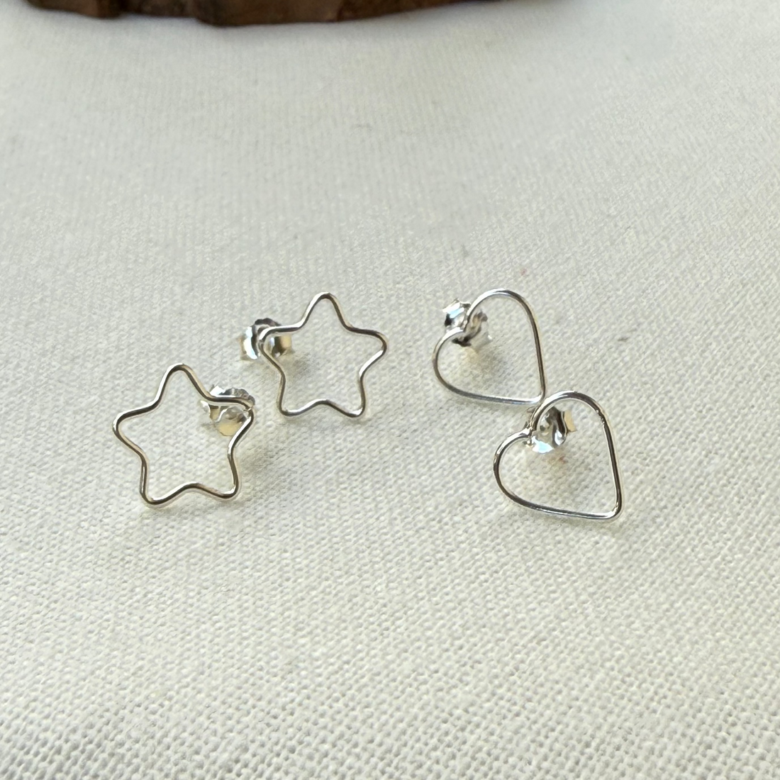 Cutie silver studs