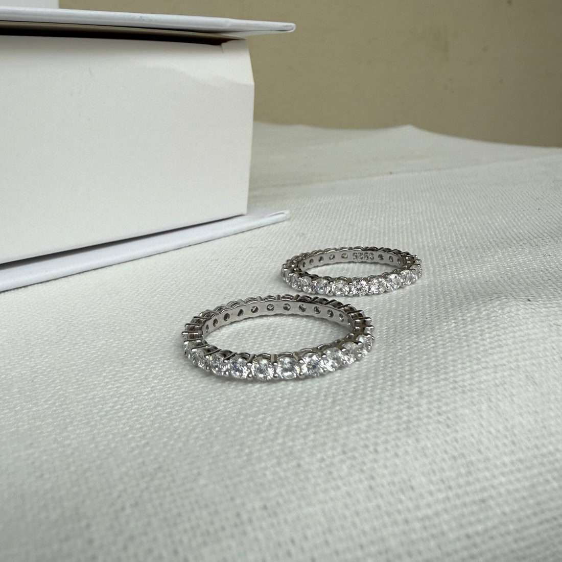 Zircon eternity band