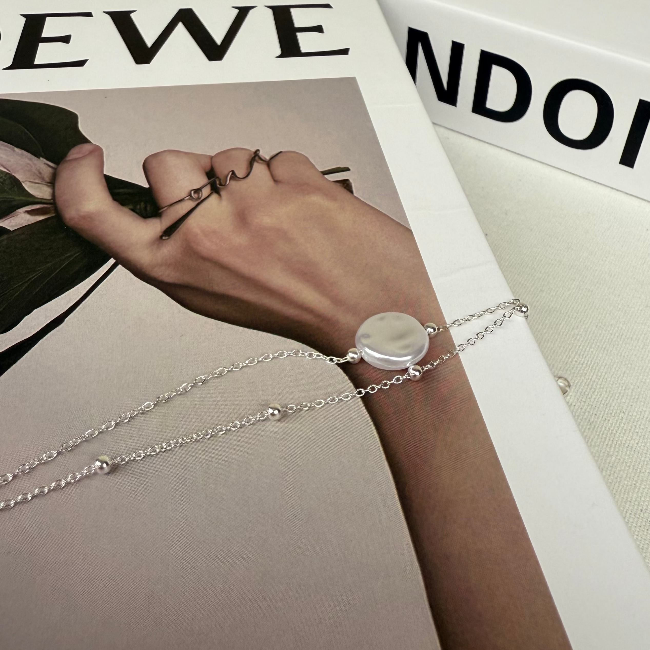 Double layer pearl bracelet