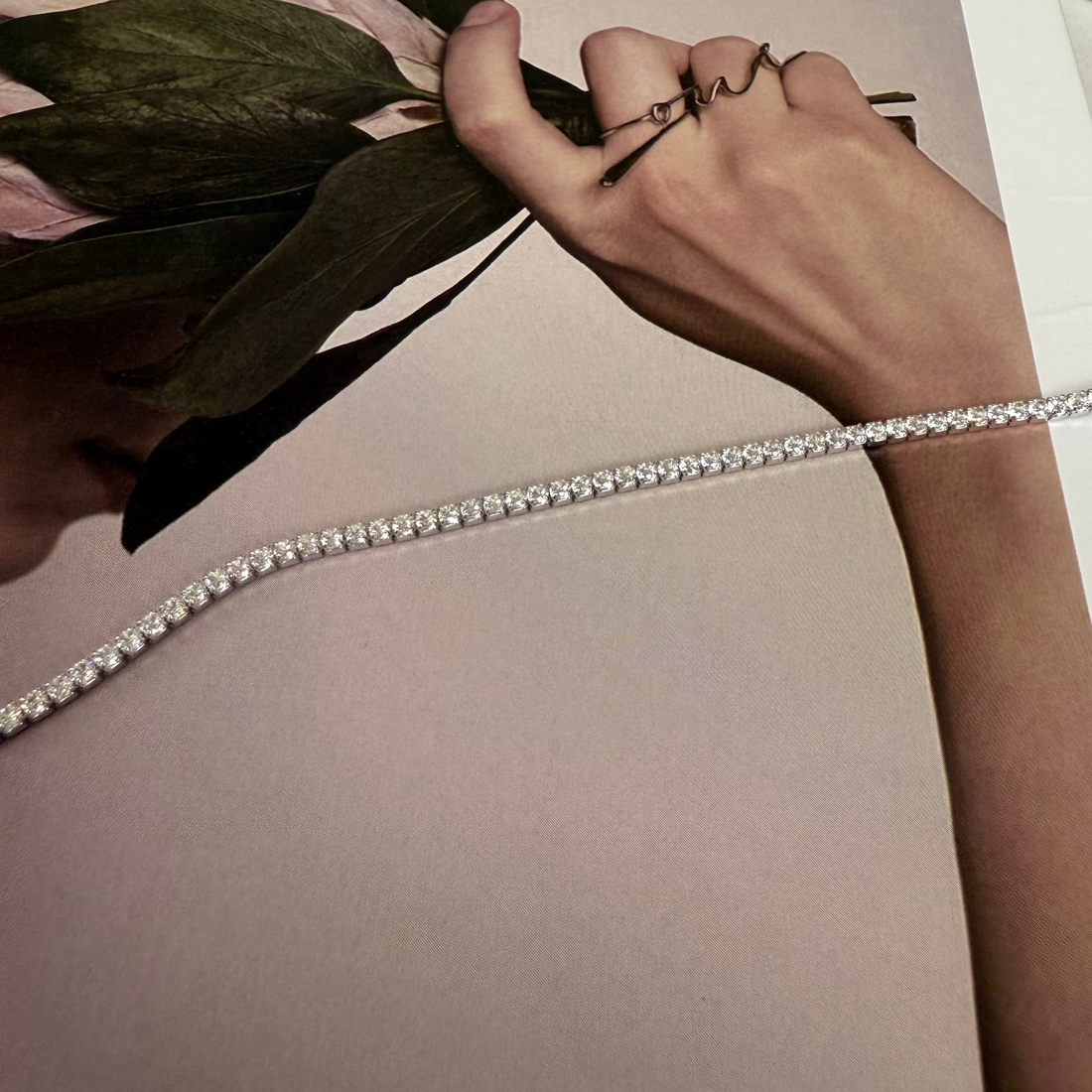 Tennis bracelet