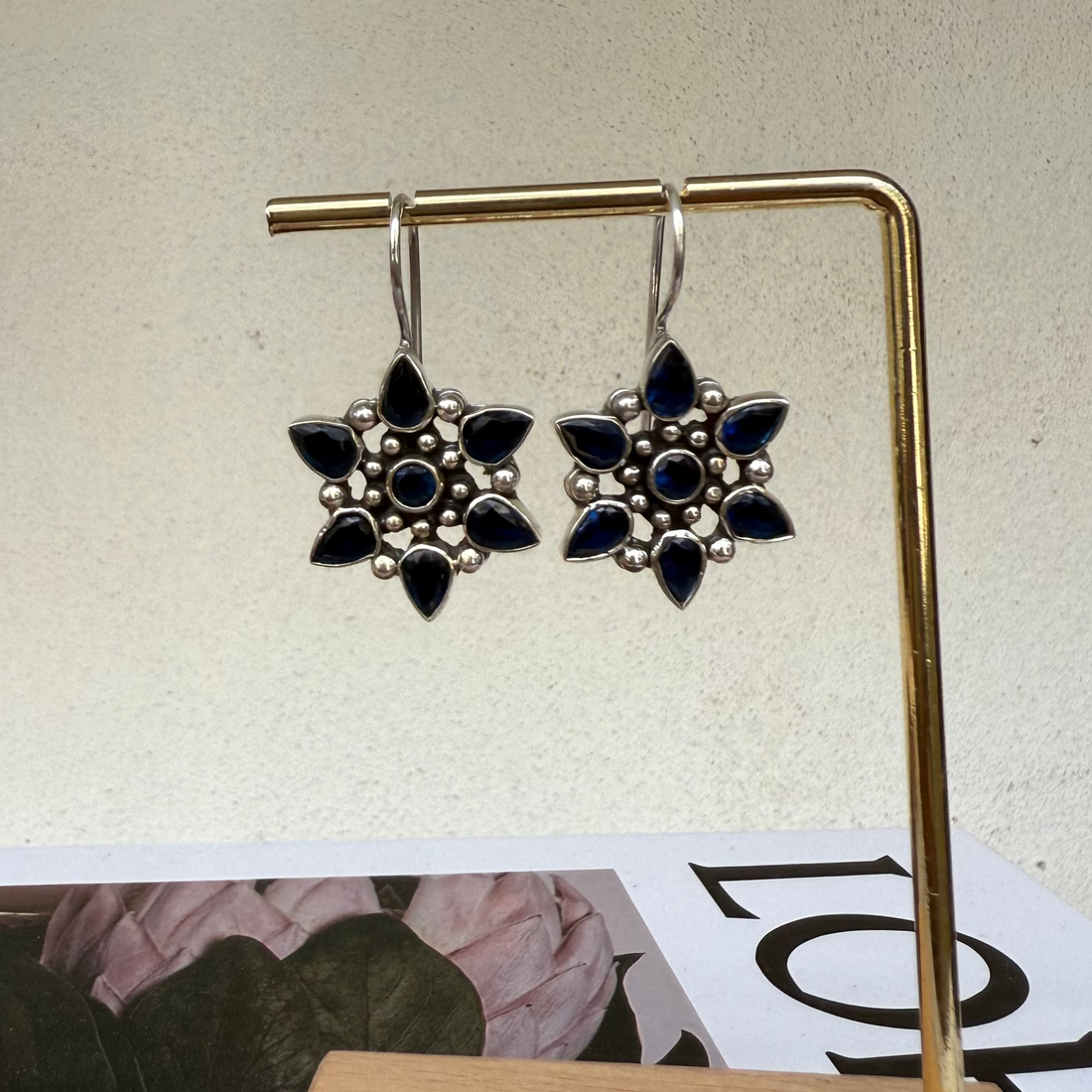 Noor jhumkas
