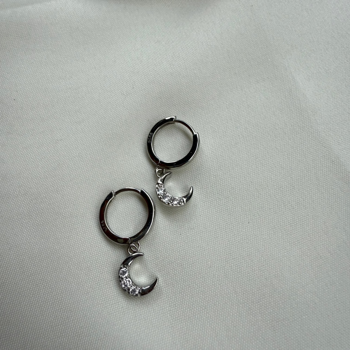 Cz moon hoops