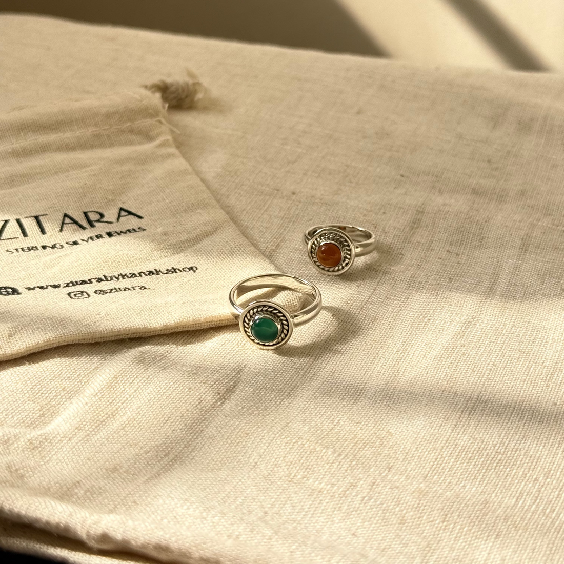 Romeo gemstone ring
