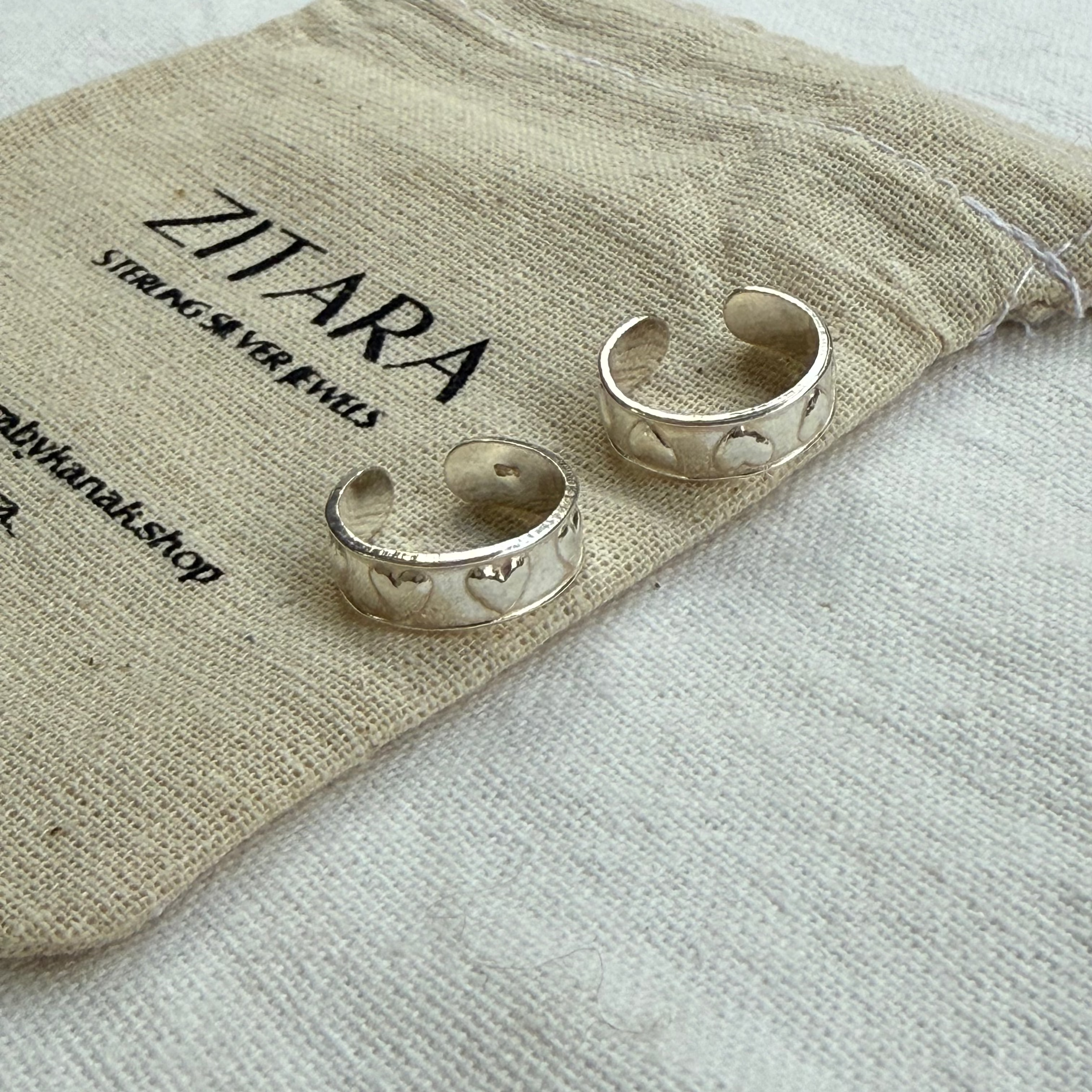 Heart toe ring