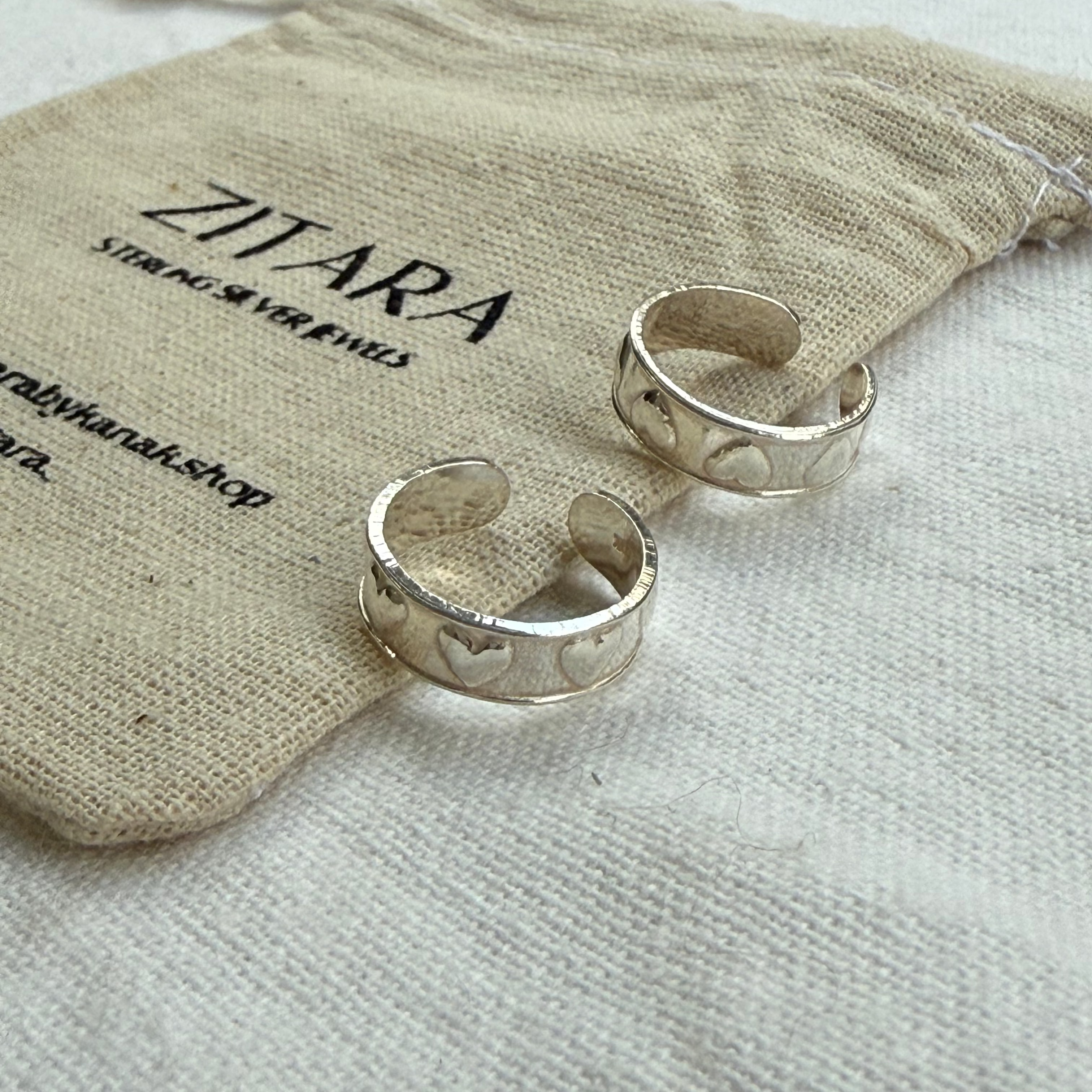 Heart toe ring