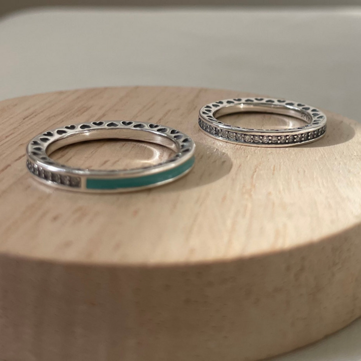 Turquoise thin band ring