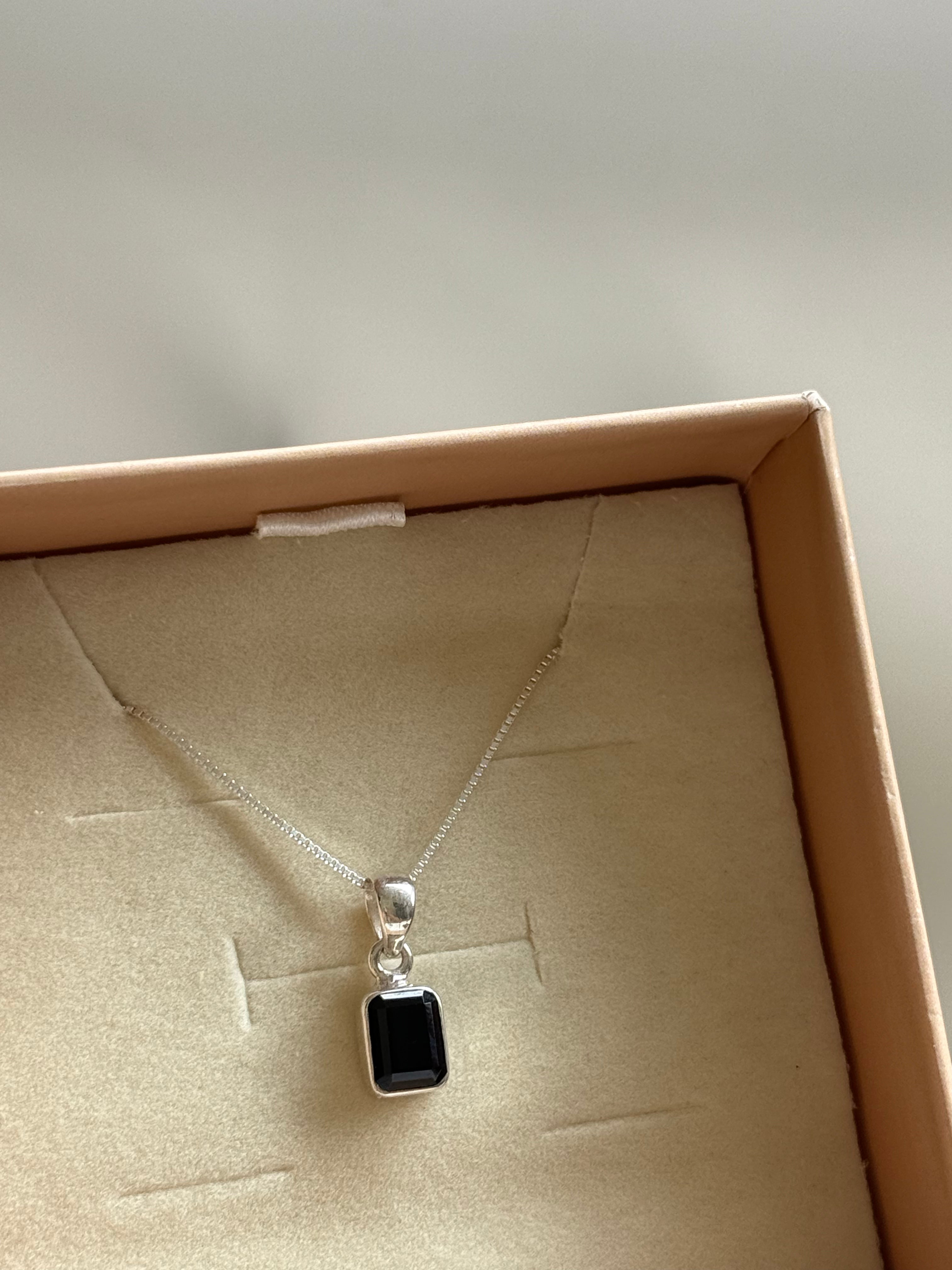 Black onyx necklace