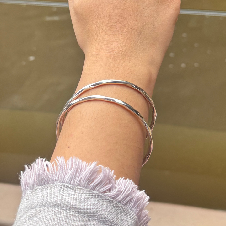 Silver Aura bangle for Women