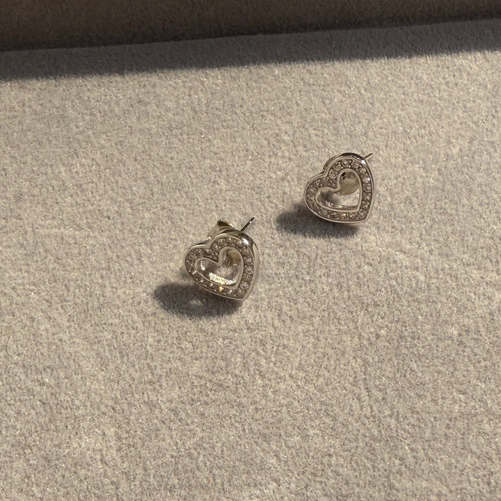 Heart studs