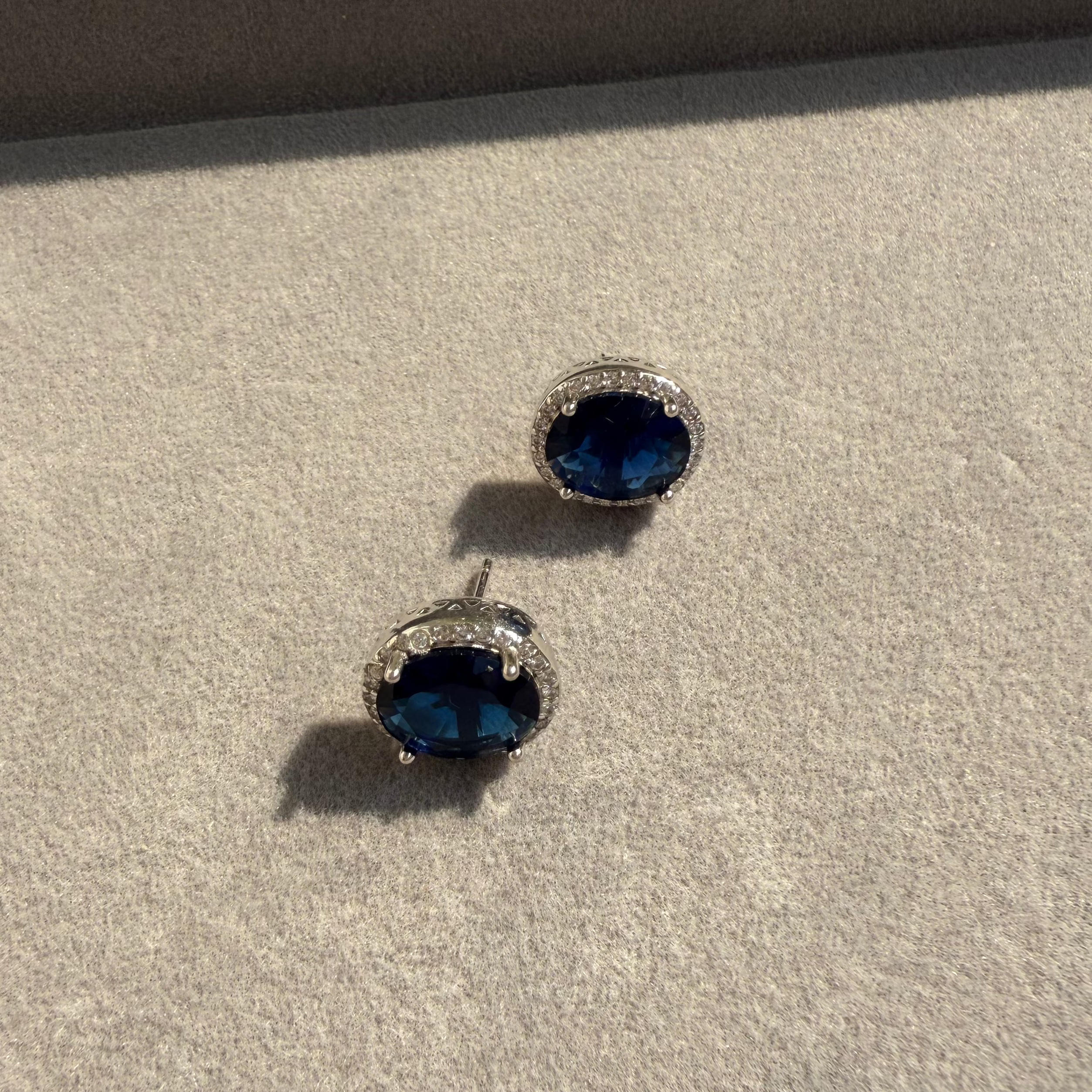 Juliette studs