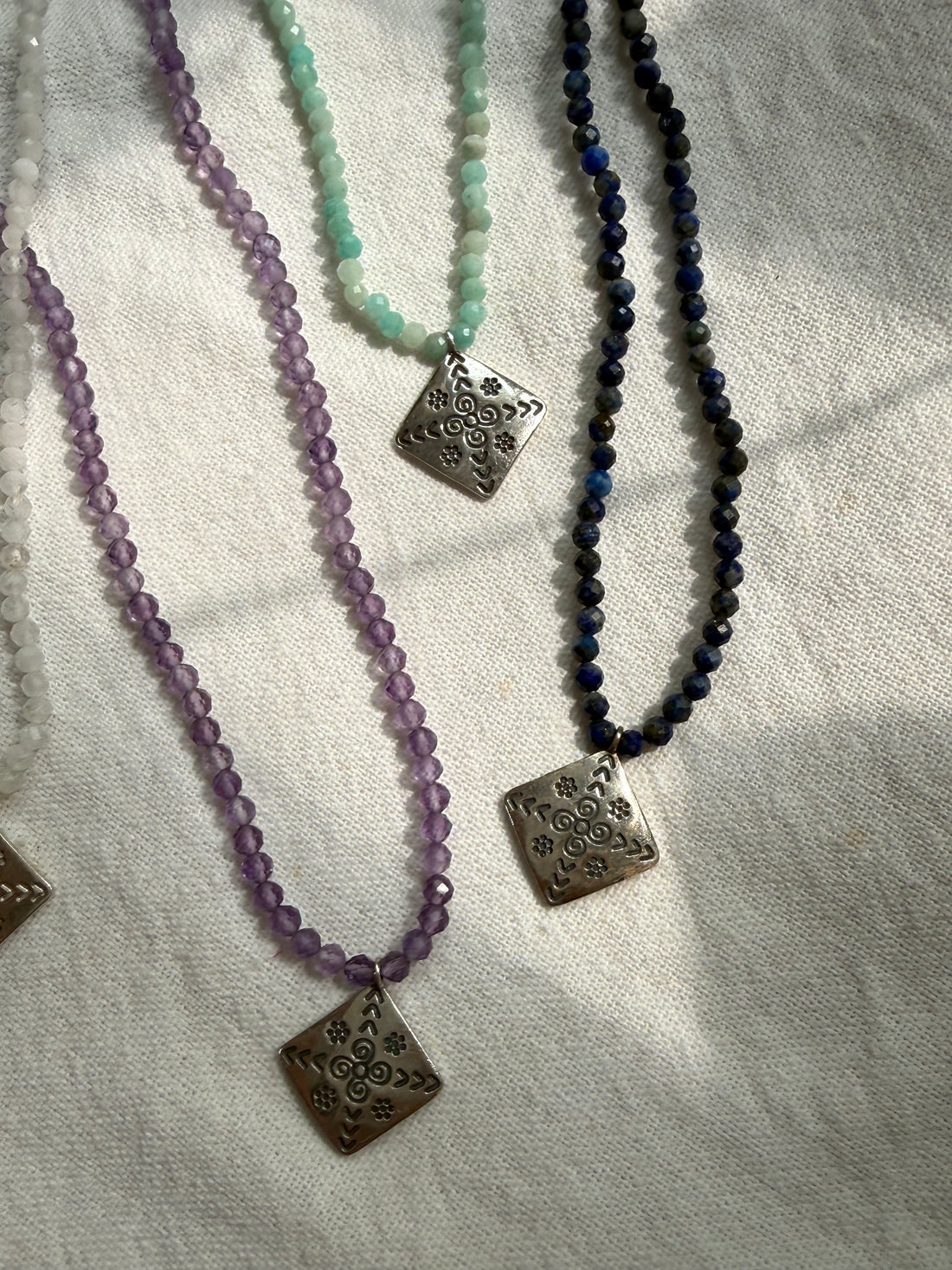 Boho lily beaded necklace