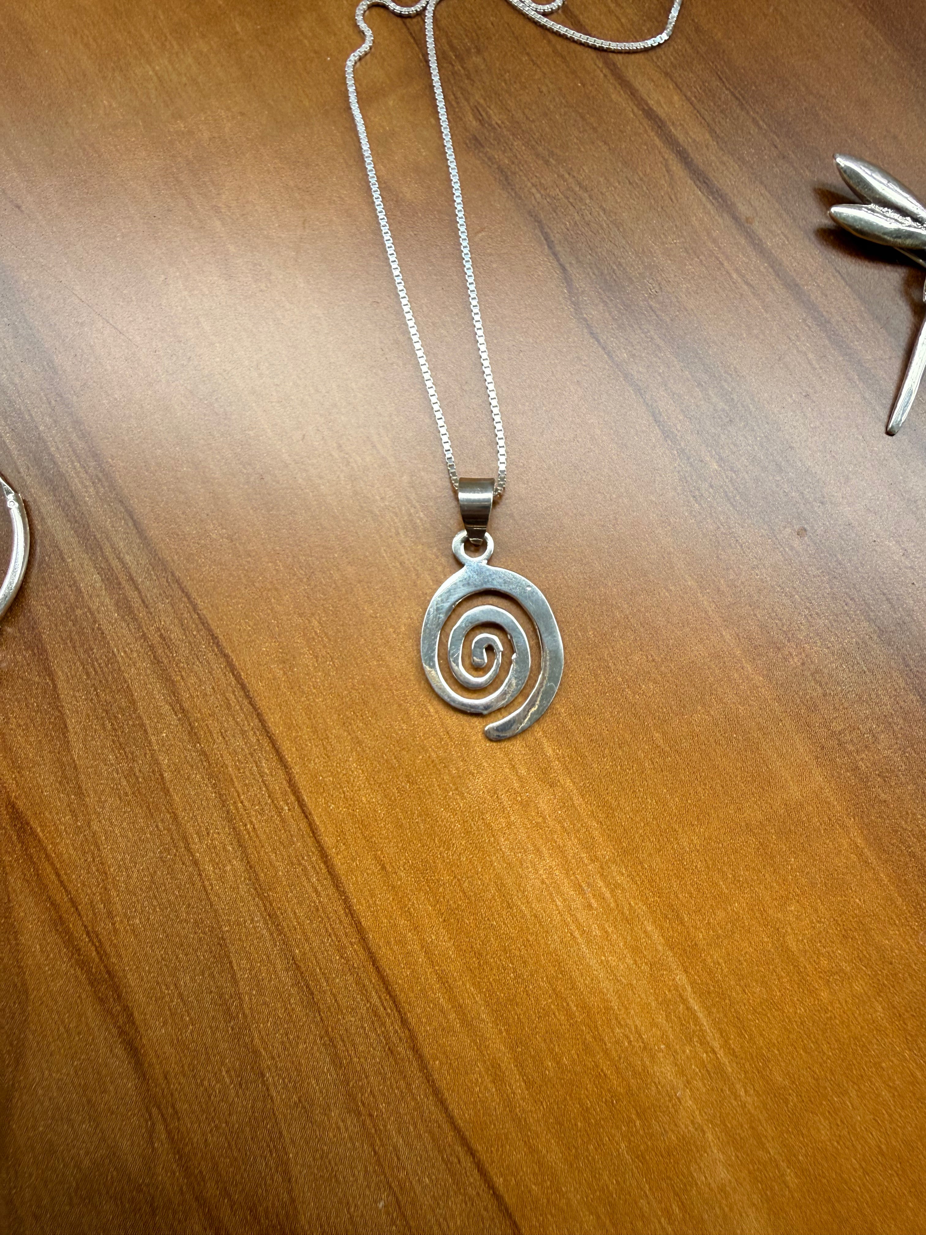 Spiral necklace