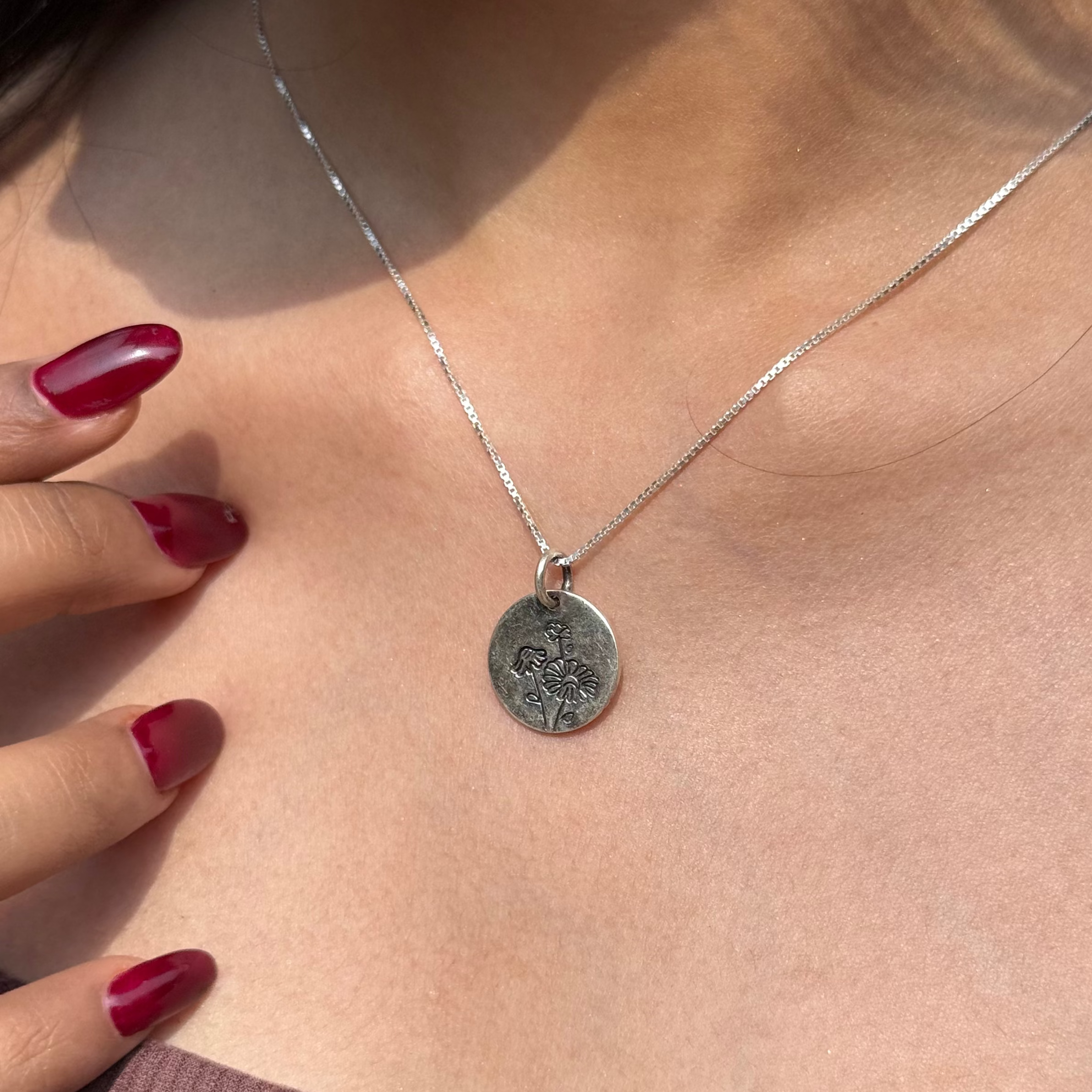 Flower charm locket