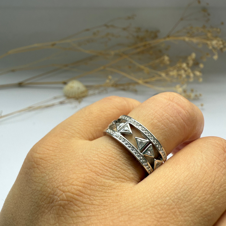 Maria ring