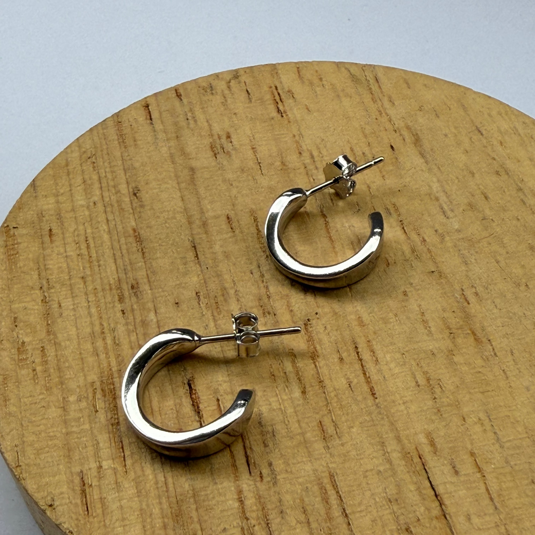 Aure hoops
