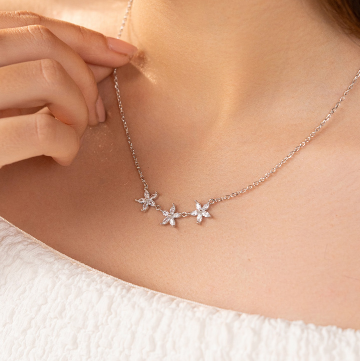 Blossom necklace