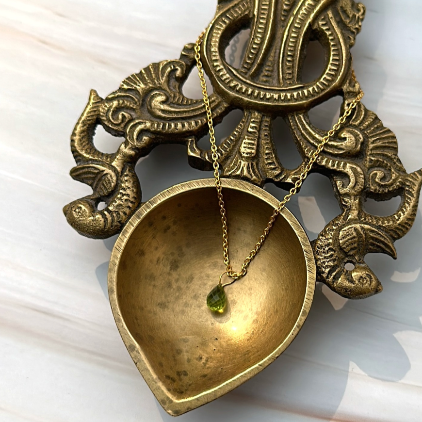 Dainty Peridot necklace