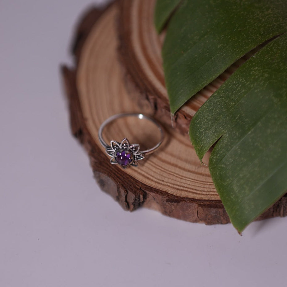 Amethyst Flower Ring