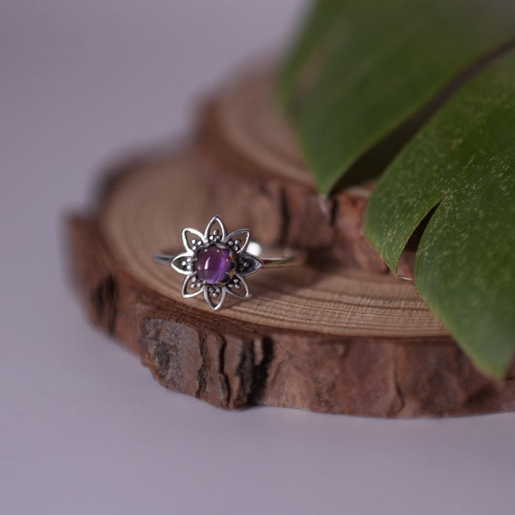 Amethyst Flower Ring